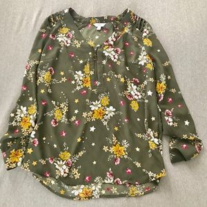 Women’s Olive flowered blouse